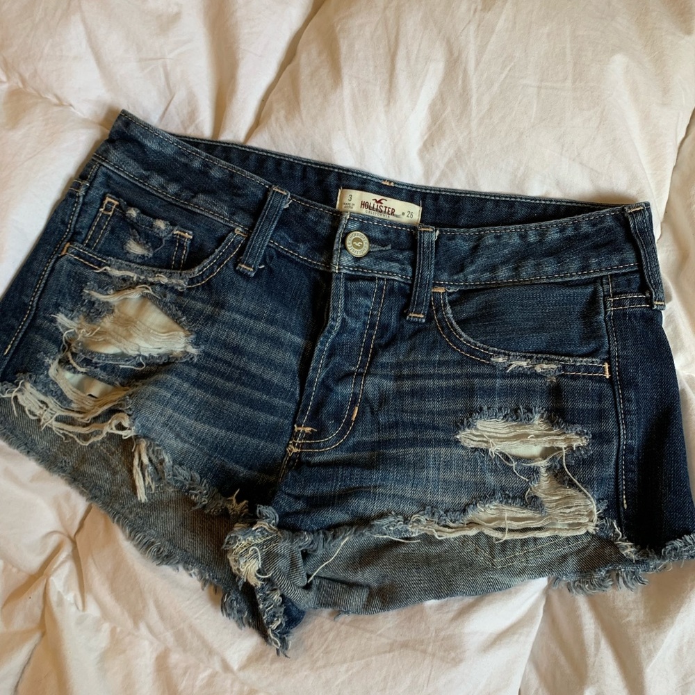 Hollister shorts!